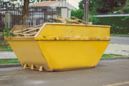 wynajem kontenera na odpady budowlane