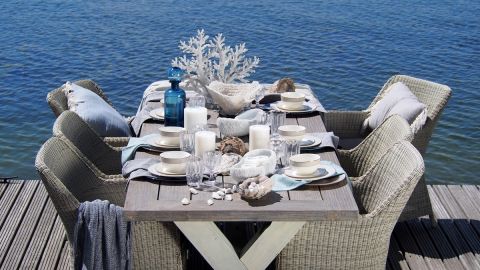 pomysły na letnie nakrycie stołu