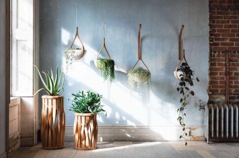 Donice wiszące aranżacje