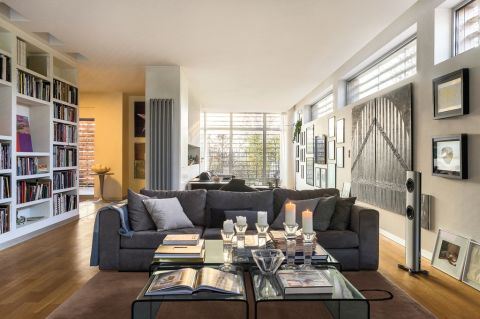 Modernistyczny dom kolekcjonera książek, sztuki i designu