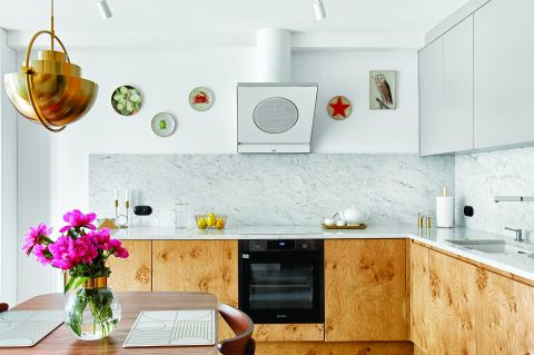 Szarość pełna blasku – nowoczesne wnętrza z nutą retro