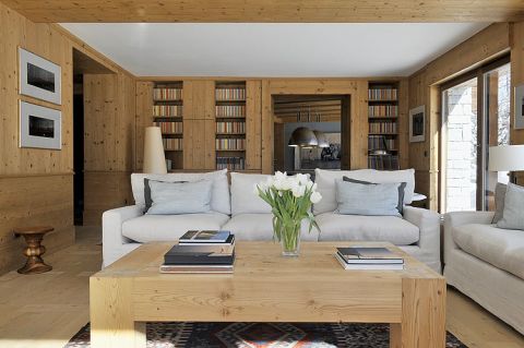 Wysmakowany dom na zboczu góry, wygodny jak pięciogwiazdkowy hotel.