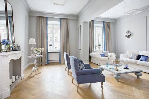 Architektka Anna Casciarri zaproponowała trzy kolory do wykończenia wnętrza: szary, biały i błękitny.