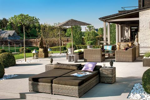 Jak urządzić dom w eleganckim stylu francuskim i połączyć go z orientalnymi dodatkami? Zobaczcie dom Oli, która pomysły na