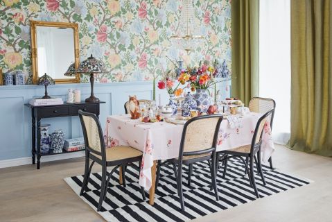 jak dobrać krzesła do stołu w jadalni i salonie