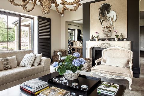 Konia rasy fryzjerskiej, ulubieńca Ol z pobliskiej stadniny, namalował Michał Zaborowski.