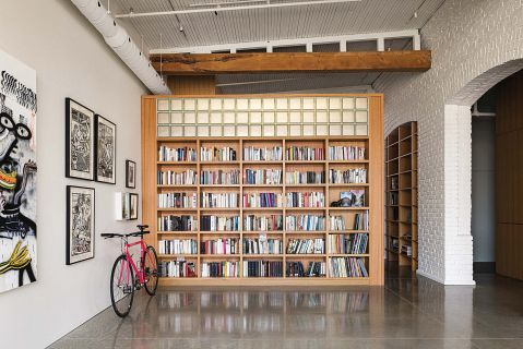 luksfery w salonie aranżacje