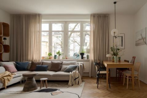 salon z jadalnią w stylu modernistycznym