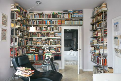 Mieszkanie Mariusza Szczygła. Jak mieszka i pracuje Mariusz Szczygieł