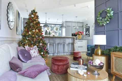 salon z kuchnią w stylu skandynawskim boho i industrialnym