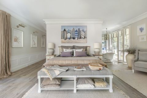 sypialnia w stylu hamptons