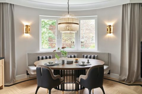 wnętrza modernistycznej willi