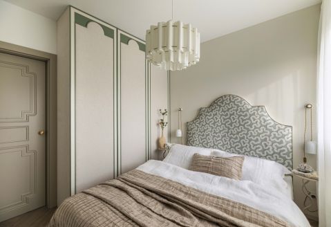 beżowa sypialnia styl angielski