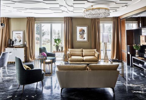 Królestwo kolorów i faktur: zjawiskowy dom pod Warszawą