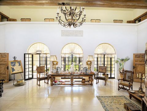 Przez La Pausę przewinęły się takie osobowości jak: Strawiński, Picasso, Dali czy Visconti.