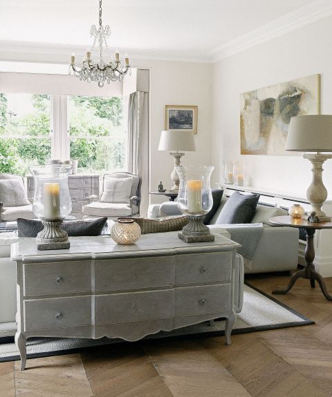 Angielski dom pełen antyków