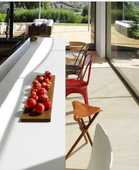 Tylko spójrzcie na toskańską rezydencję Piera Lissoniego, włoskiego projektanta i mistrza minimalizmu.