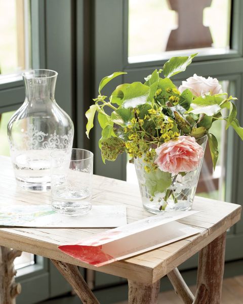 Najlepszy odpoczynek? Przeprowadzka na weekend z dizajnerskiego apartamentu do rustykalnego domu na wsi, z widokiem