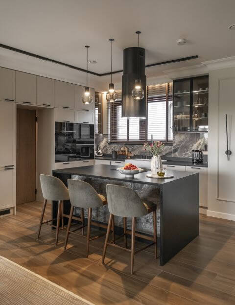 wyspa kuchenna w nowoczesnym domu
