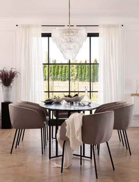 Nad stołem lampa clay marki richmond interiors
