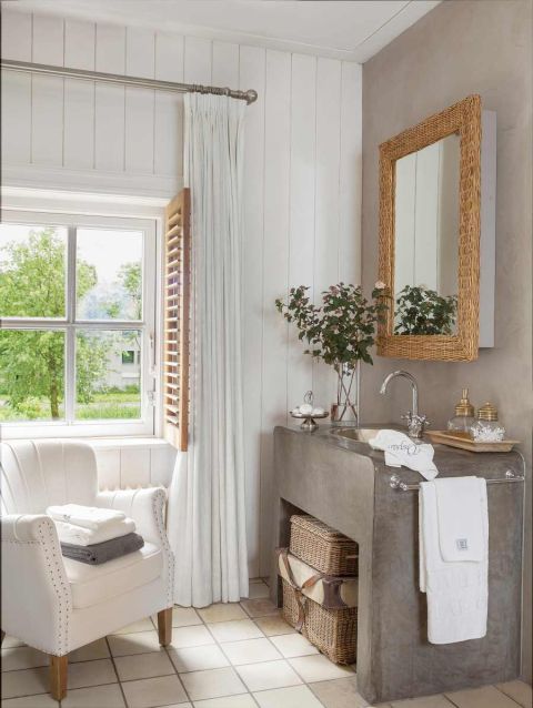 Mieszają się tu style rustykalny z prowansalskim, a wszystko okraszone jest szczyptą angielskiego charakteru.