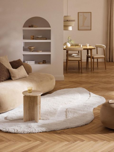 kaszmirowy kolor ścian salon