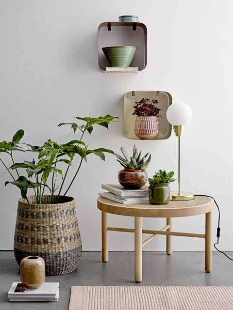 Pomysłowe dekoracje ścienne, które ozdobią wnętrza salonu, holu i