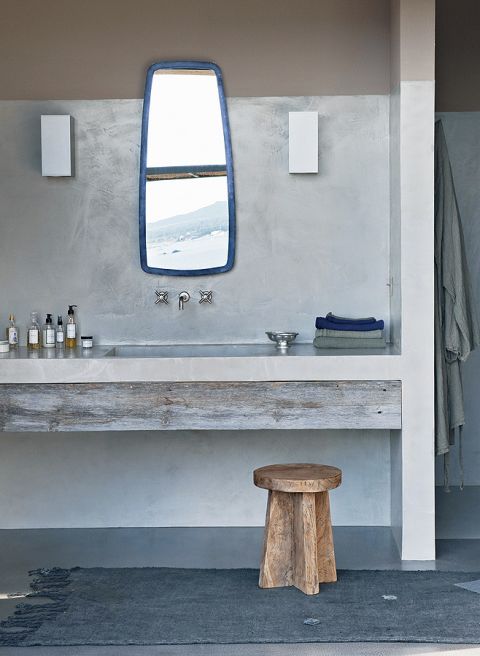 Jacques, fotograf mody ciągle w podróży, wymyślał ten dom latami. Z odwiedzanych miejsc przywoził nie tylko wspomnienia.