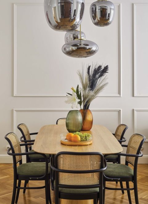 jadalnia w przedwojennej kamienicy