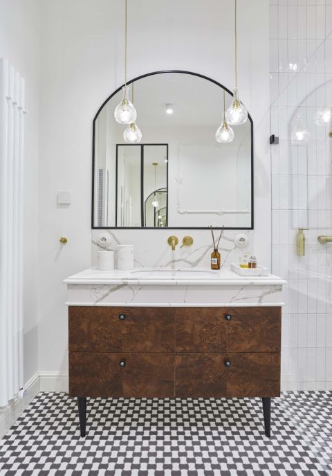 szafka z czeczotą pod umywalkę