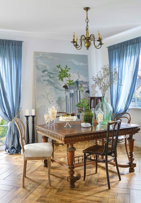 wnętrza urządzone antykami