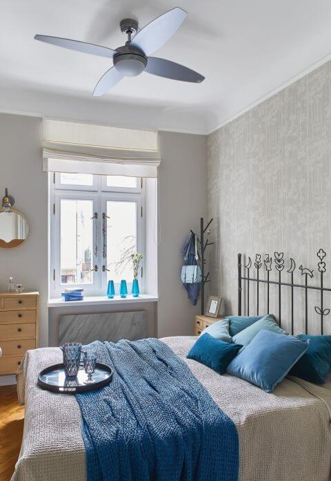 W tej warszawskiej kamienicy Joanna ma wszystko, o czym marzyła – balkon, piec i obraz, który umeblował jej dom,