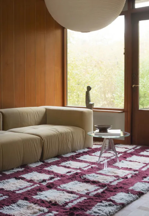 dywan we wzory w nowoczesnym salonie