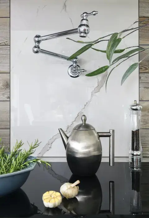 pot filler kran nad kuchenką