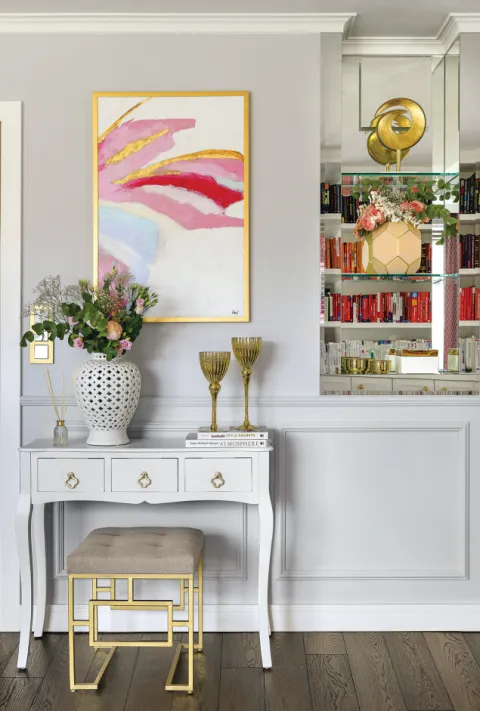 przedpokój glamour złote dodatki