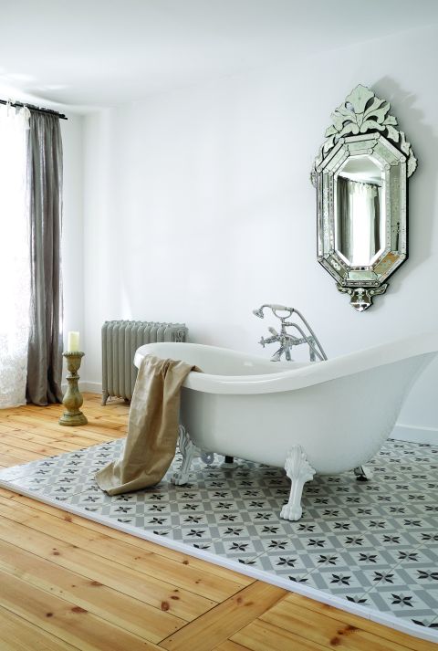 łazienka w stylu dworkowym