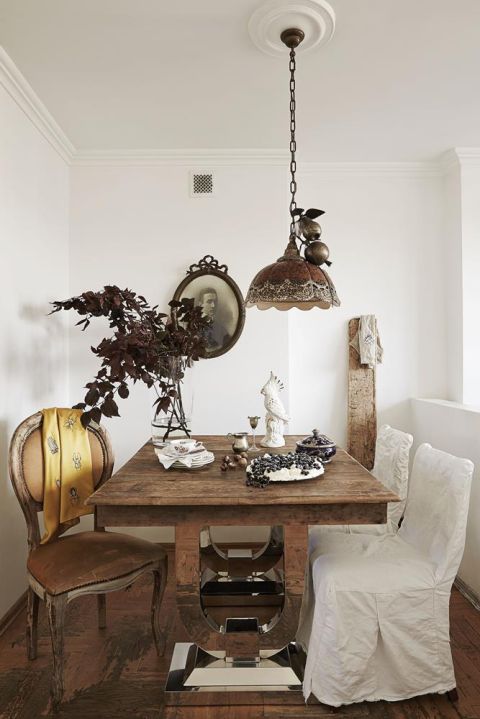 Katarzyna Woynowska - jedwab z amuletem