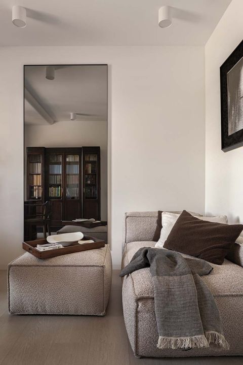 gabinet w apartamencie w porcie praskim