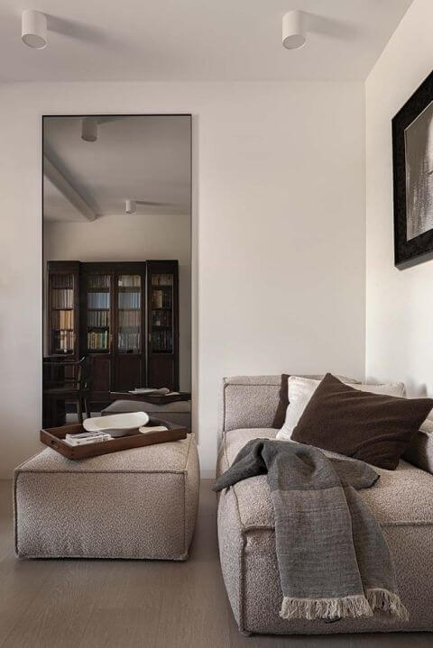 gabinet w apartamencie w porcie praskim