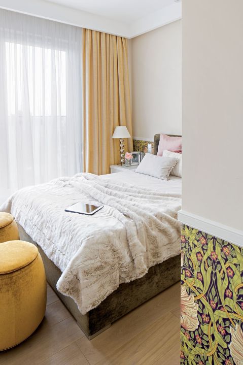 Marzyli o kameralnym budynku wśród zieleni, koniecznie na Ursynowie. Znaleźli i urządzili w stylu art deco.