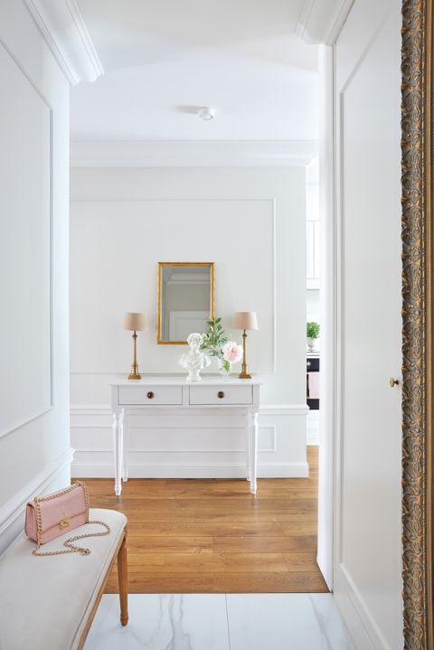 biały przedpokój aranżacje