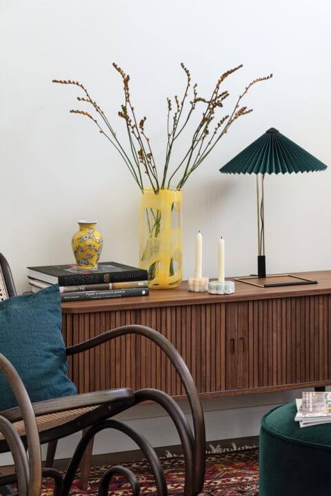 eklektyczne mieszkanie pełne kolorów