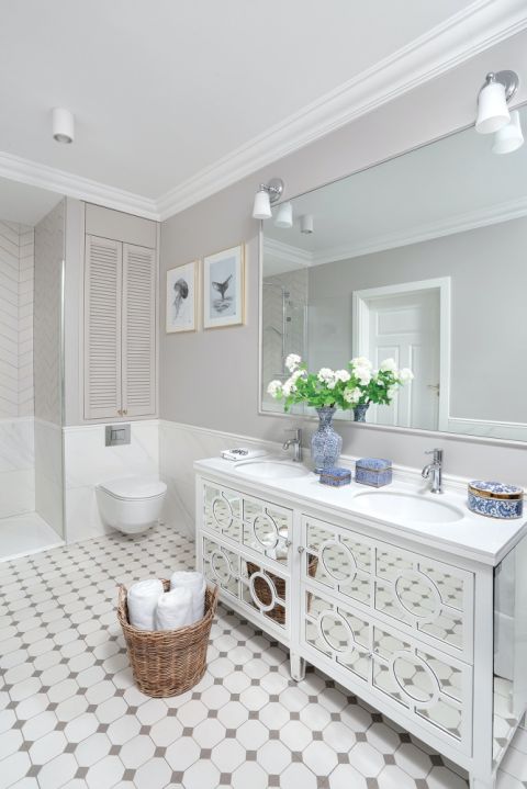 dwie umywalki wpuszczane w blat