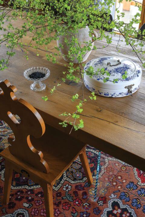 jadalnia w nowoczesnym stylu góralskim