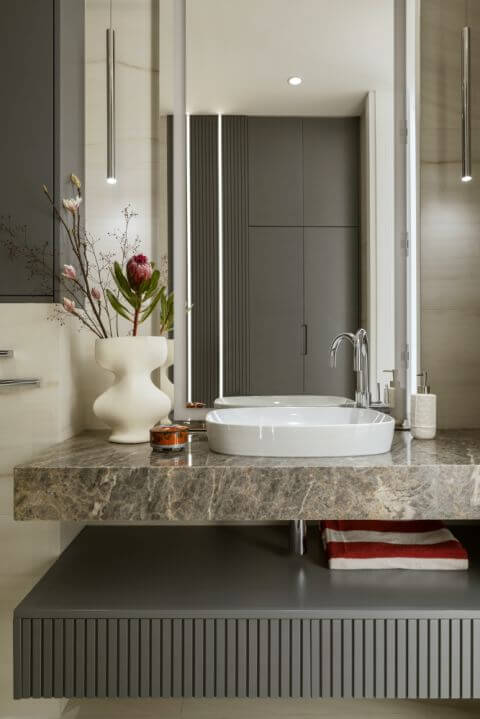 kamienny blat pod umywalkę