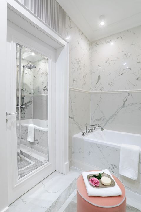 Francuski szyk, nowojorski klimat i róż