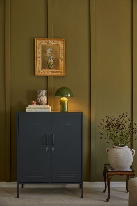 lampki na komodę do sypialni