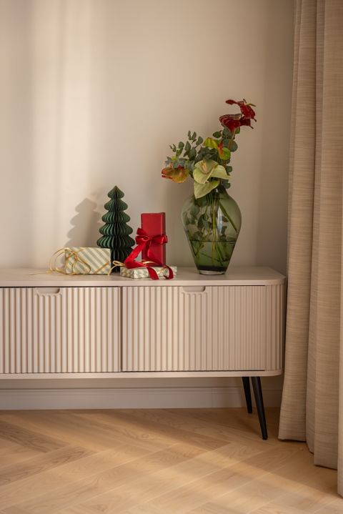 bożonarodzeniowe dekoracje w nowoczesnym wnętrzu