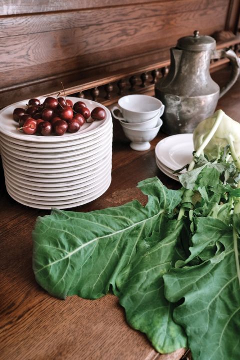 Barokowy pałac w Piszkowicach ukryty w zieleni