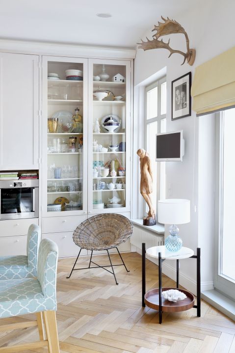 – Rogi to podobno zrzut z daniela, więc żadne zwierzę nie zginęło – tłumaczy Marta. – A na parapecie